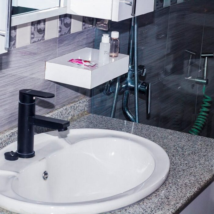 Mkomazi Hotels and Campsite BATH