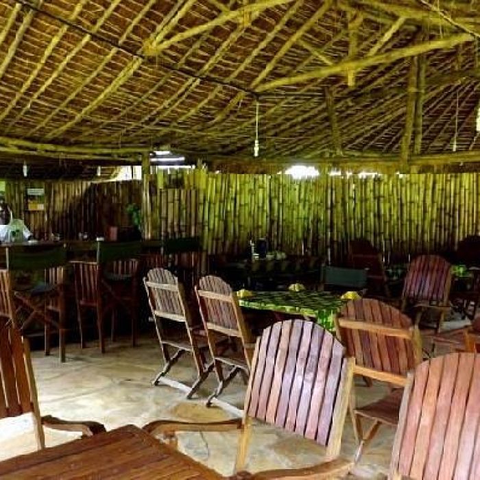 canopy-bar HondoHondo Tented Camp